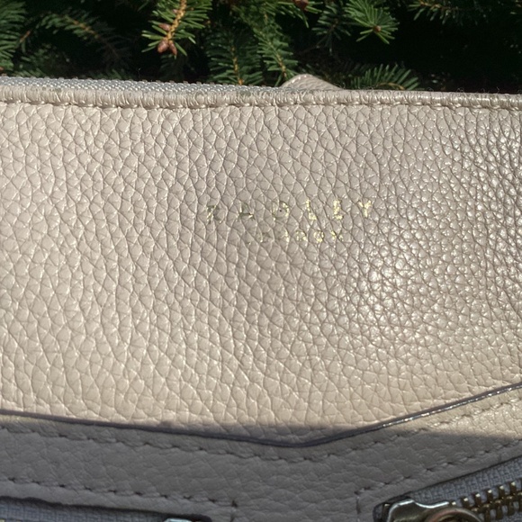 Radley London Beautiful Pebbled Leather Crossbody Handbag - Picture 6 of 11